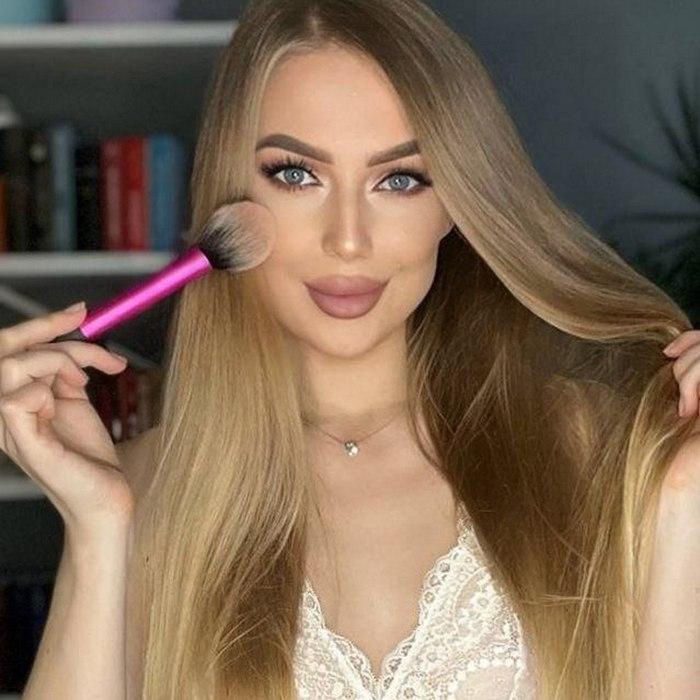 Nice mail order bride Oksana, 34 yrs.old from Kiev, Ukraine