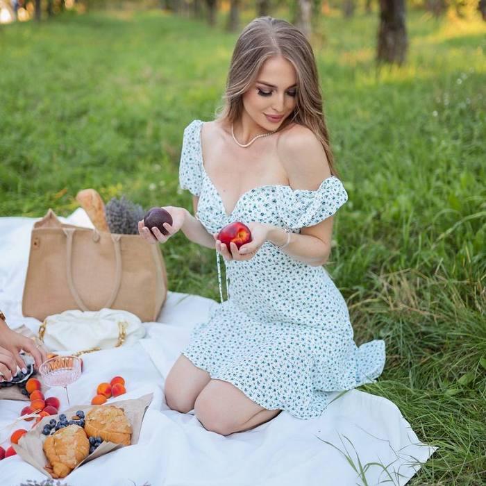 Amazing mail order bride Oksana, 34 yrs.old from Kiev, Ukraine