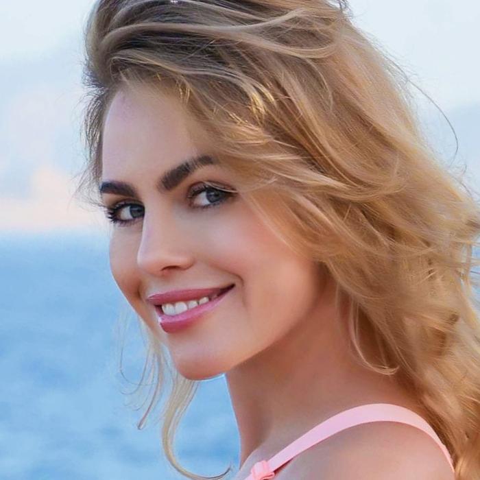 Pretty pen pal Valentina, 41 yrs.old from Kiev, Ukraine