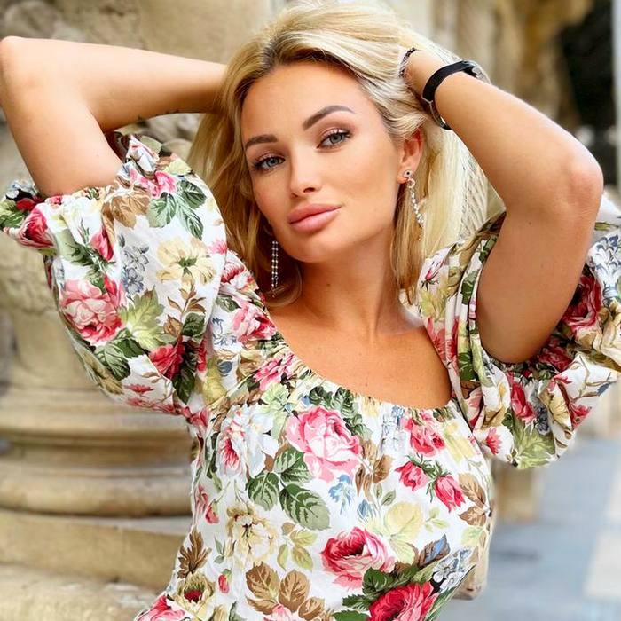 Gorgeous girl Anna, 39 yrs.old from Denia, Spain