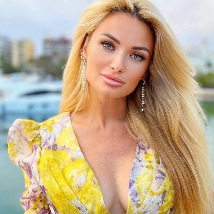 Gorgeous girl Anna, 40 yrs.old from Denia, Spain