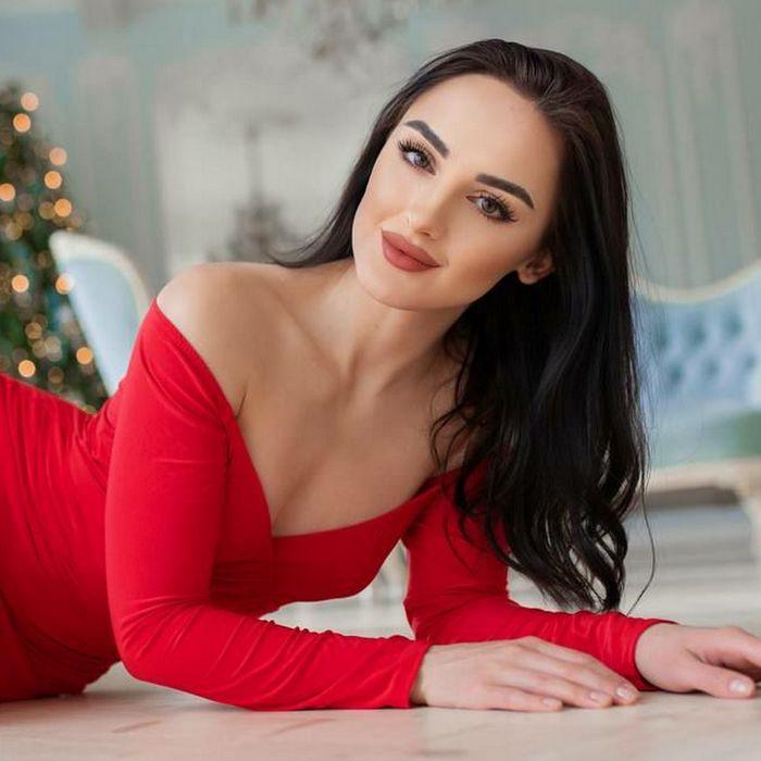 Beautiful wife Victoria, 27 yrs.old from Kyiv, Ukraine