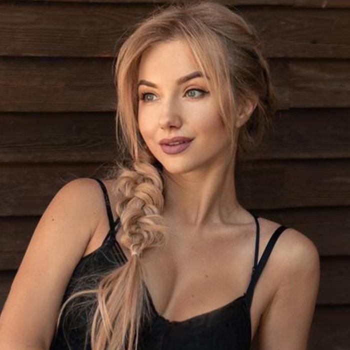 Hot wife Yanina, 42 yrs.old from Poltava, Ukraine