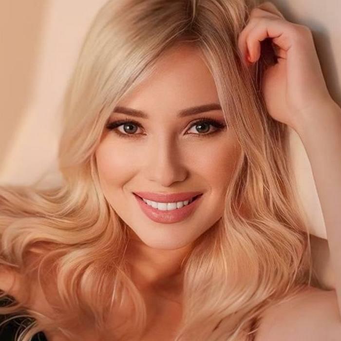 Charming woman Elena, 33 yrs.old from Kyiv, Ukraine