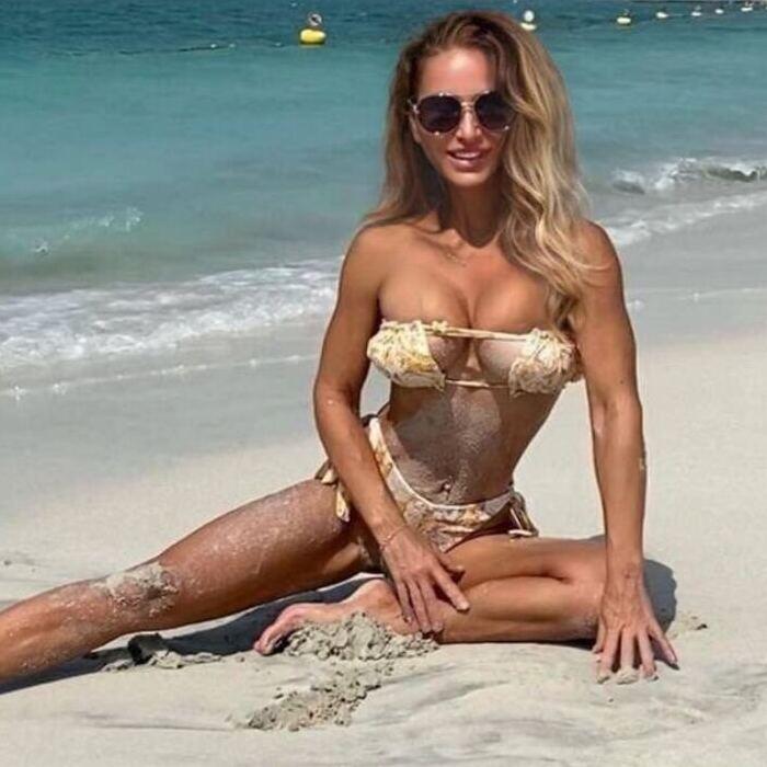 Charming lady Yulia, 49 yrs.old from Portsmouth, United Kingdom