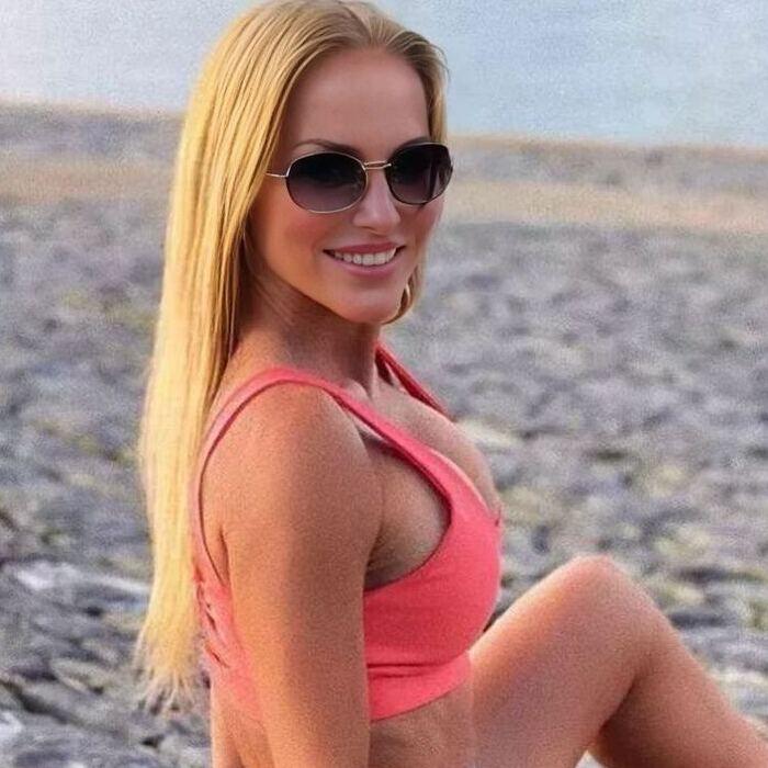 Gorgeous lady Yulia, 49 yrs.old from Portsmouth, United Kingdom