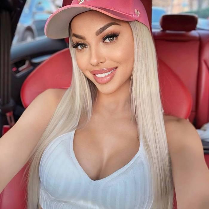 Sexy girlfriend Victoria, 32 yrs.old from Kyiv, Ukraine