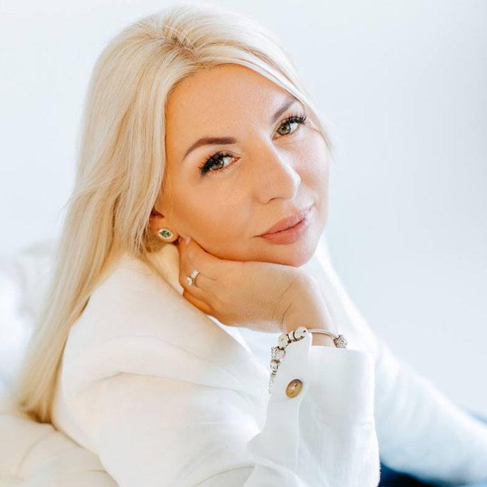 Hot girlfriend Tetiana, 50 yrs.old from London, United Kingdom