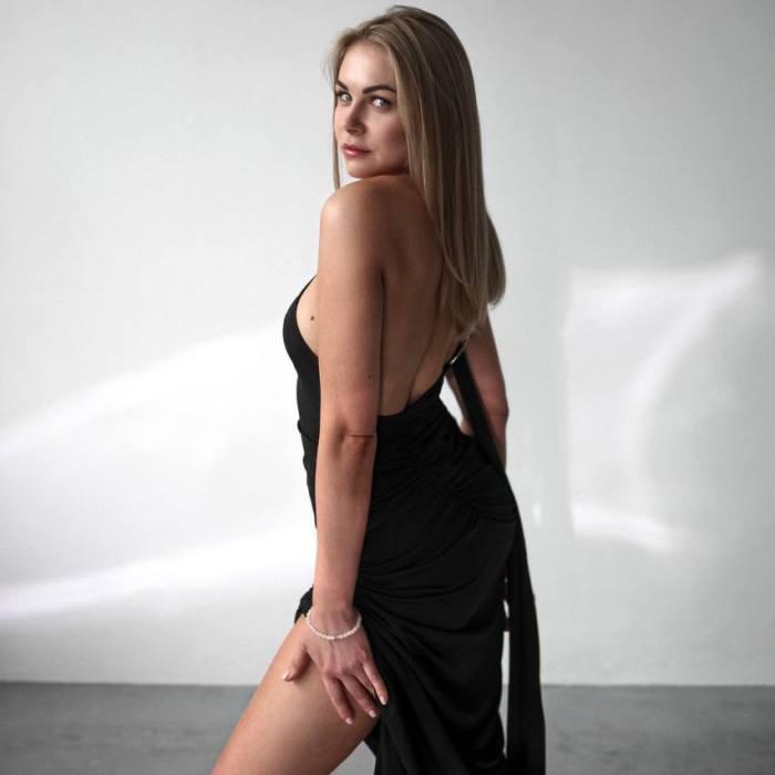 Charming wife Valeria, 32 yrs.old from Dortmund, Germany