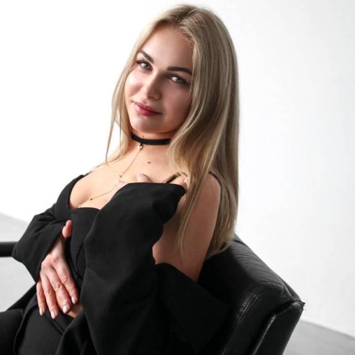 Charming wife Valeria from Dortmund, Germany: Russian women