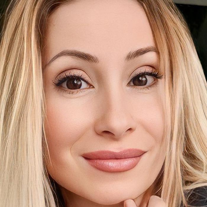 Charming pen pal Olga, 49 yrs.old from Kharkiv, Ukraine