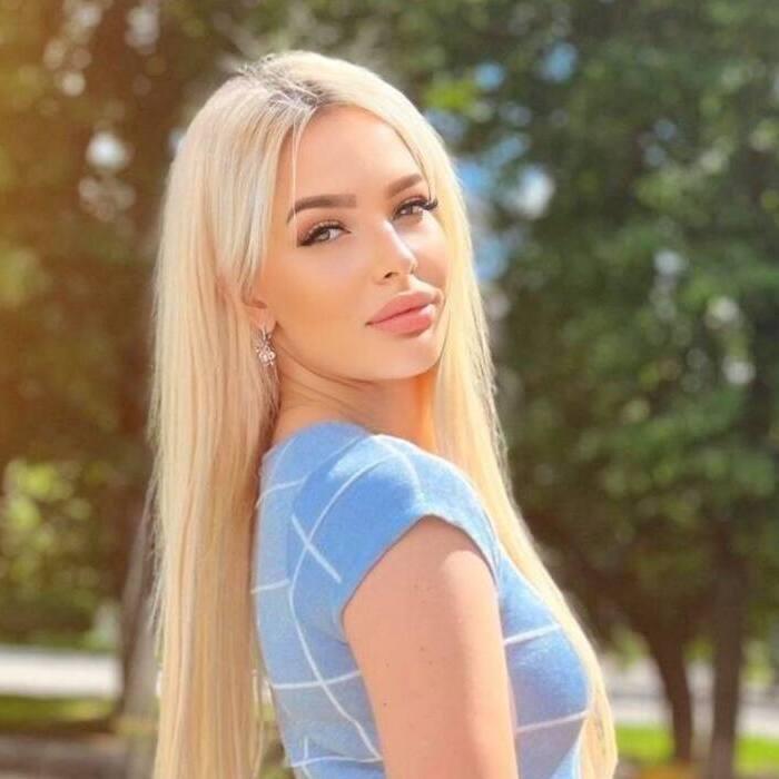 Single girlfriend Diana, 27 yrs.old from Poltava, Ukraine