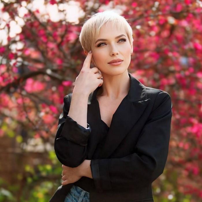 Single wife Oksana, 47 yrs.old from Kharkov, Ukraine