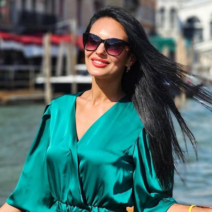 Charming wife Kateryna, 42 yrs.old from Dnipro, Ukraine