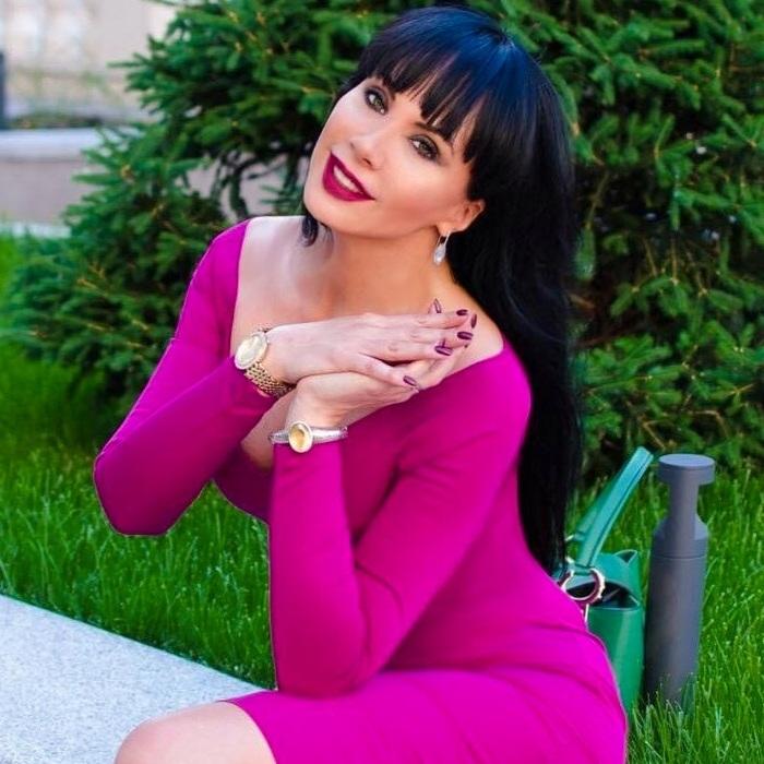 Gorgeous mail order bride Nina, 58 yrs.old from Den Haag, Netherlands