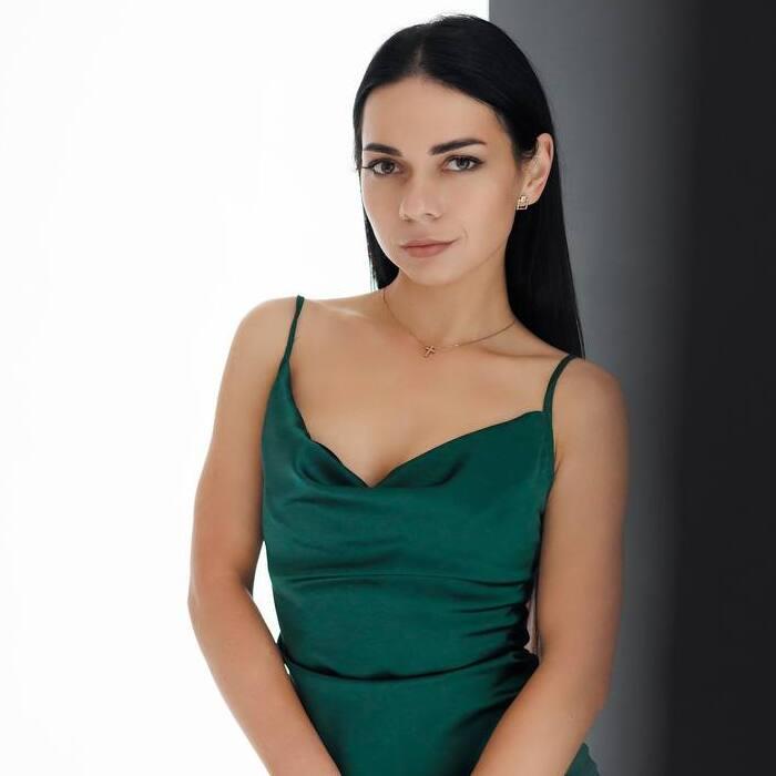 Amazing girl Ivanna, 34 yrs.old from Vynohradiv, Ukraine