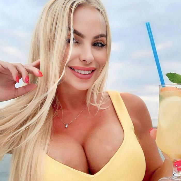 Nice girlfriend Yulia, 46 yrs.old from Kyiv, Ukraine