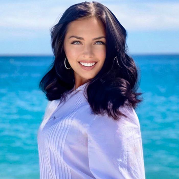 Nice wife Natalia, 46 yrs.old from Miami, United States