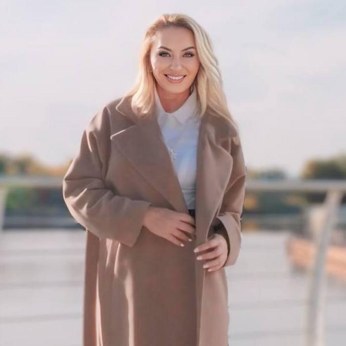 Charming bride Lyudmila, 58 yrs.old from Kyiv, Ukraine