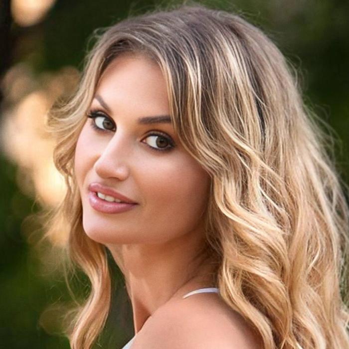 Amazing woman Anastasia, 39 yrs.old from New York, United States