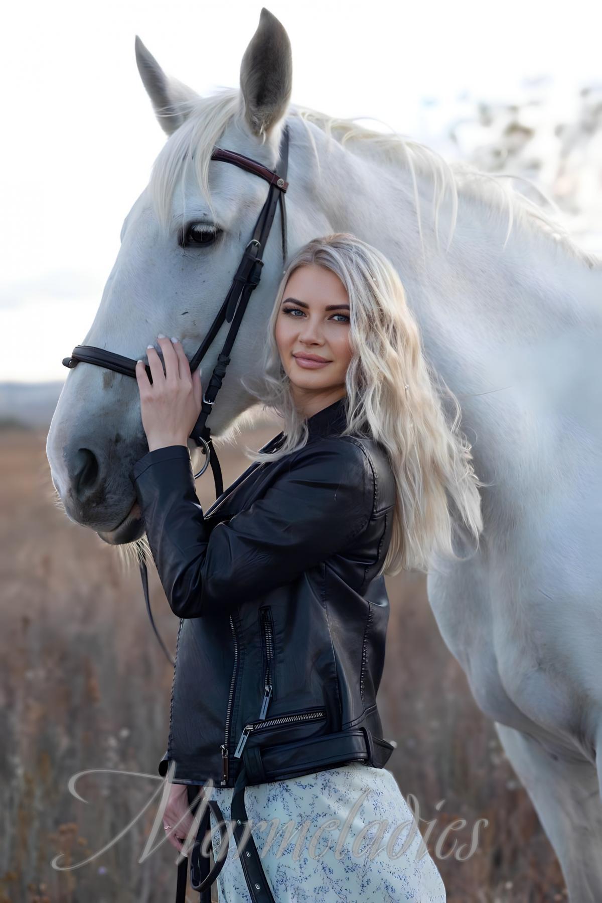 Gorgeous girl Svetlana, 43 yrs.old from Chernomorsk, Ukraine