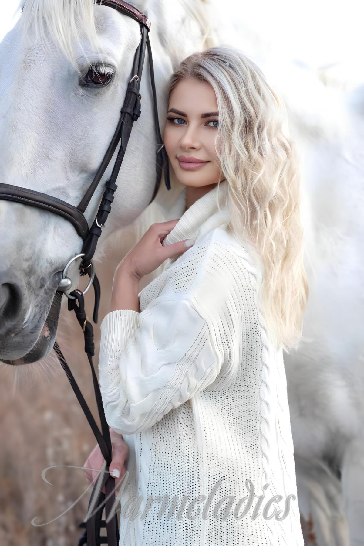 Single girl Svetlana, 43 yrs.old from Chernomorsk, Ukraine