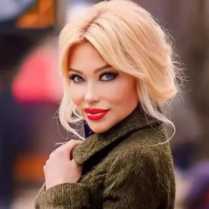 Beautiful pen pal Larisa, 57 yrs.old from Kiev, Ukraine
