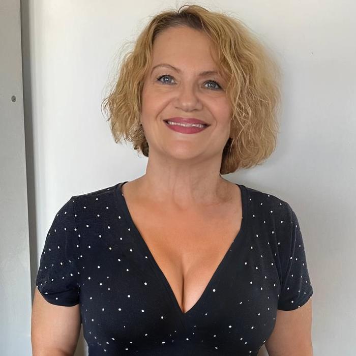 Sexy mail order bride Svetlana, 74 yrs.old from Montreal, Canada