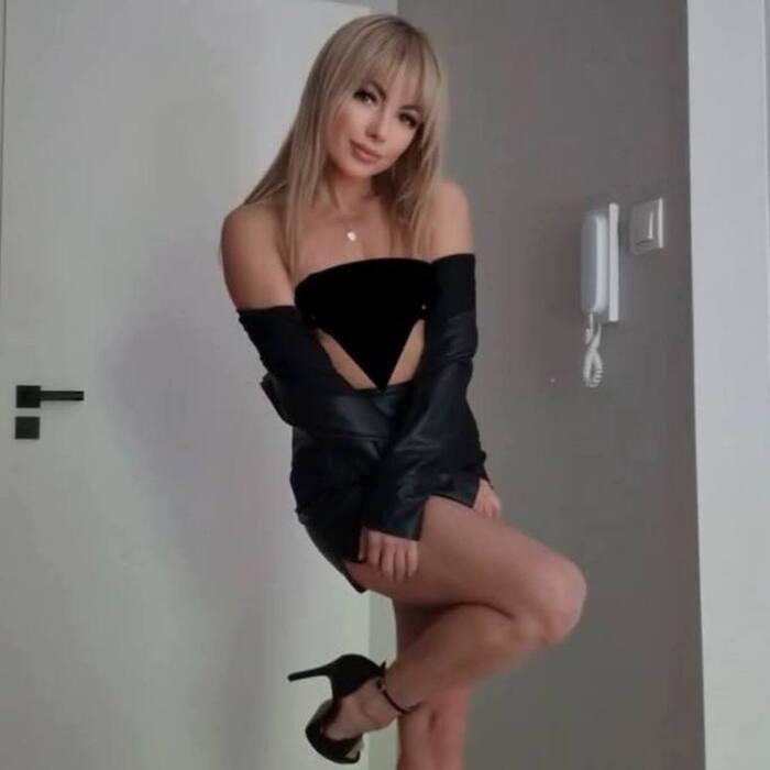 Charming mail order bride Anzhalika, 43 yrs.old from Warsaw, Poland