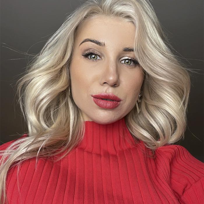 Charming wife Elina, 37 yrs.old from Poltava, Ukraine
