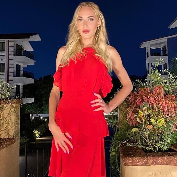 Hot girlfriend Lesya, 35 yrs.old from Puteaux, France