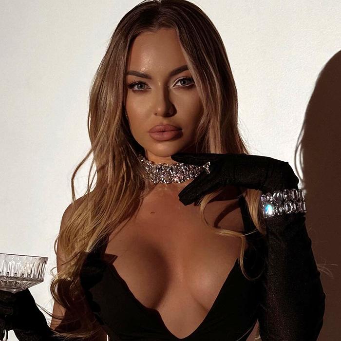 Single mail order bride Kristina, 31 yrs.old from Dnipro, Ukraine