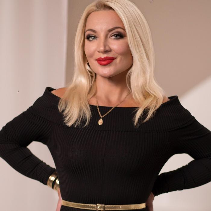 Pretty mail order bride Inna, 49 yrs.old from Chernivtsi, Ukraine