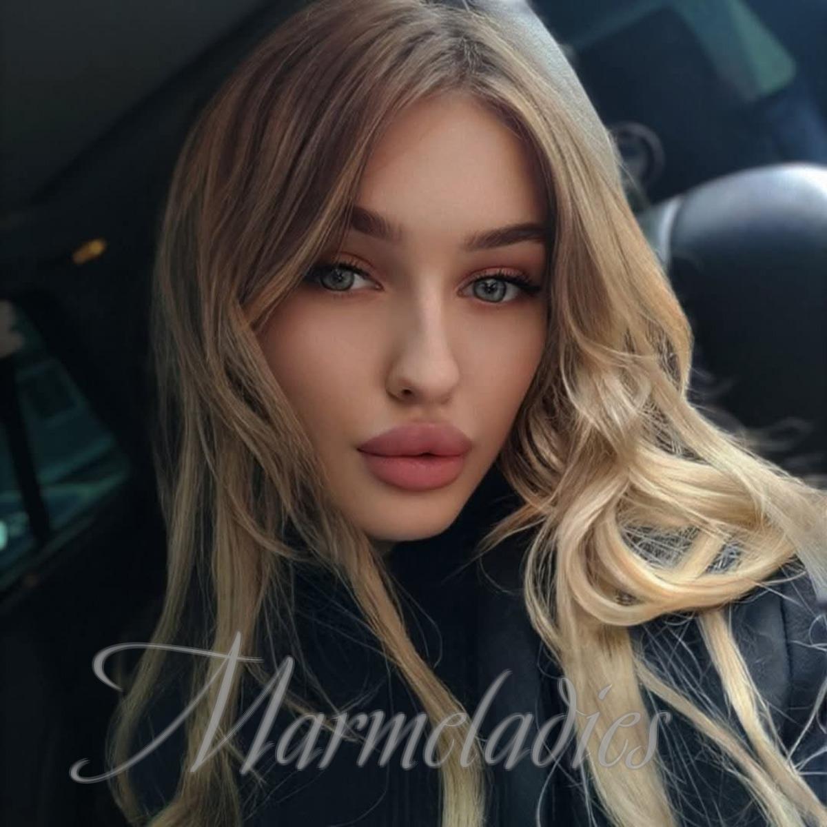 Hot bride Victoria from Nikopol, Ukraine: hot Russian women