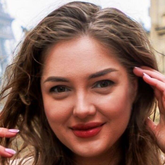 Gorgeous lady Viktoriia, 25 yrs.old from Bordeaux, France