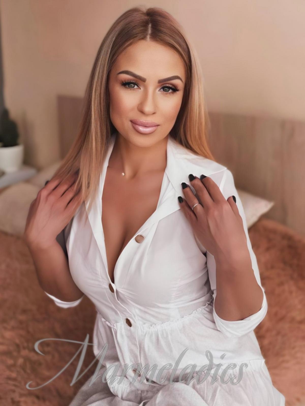 Gorgeous girlfriend Natalia, 49 yrs.old from Mykolaiv, Ukraine