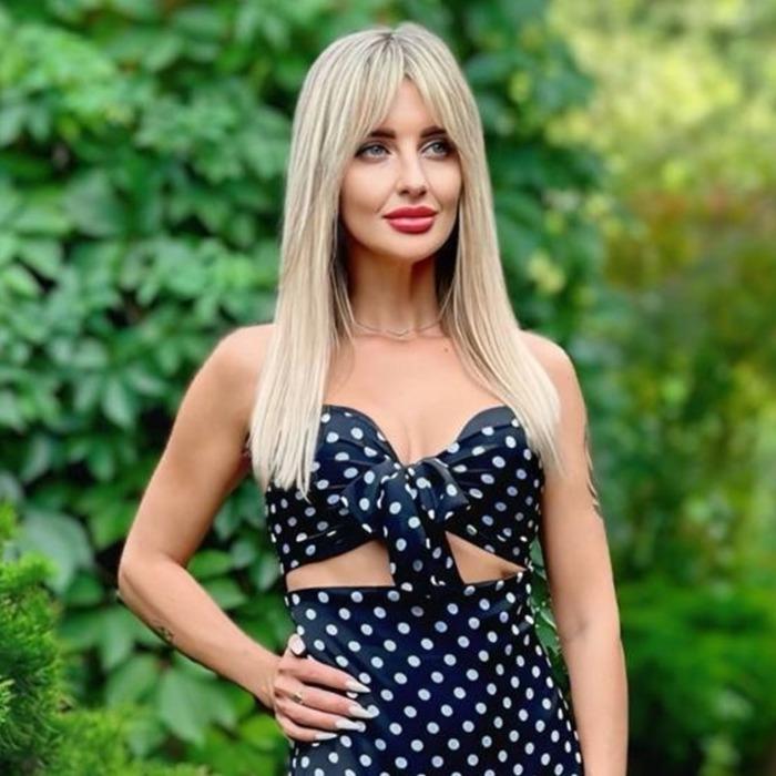 Gorgeous wife Evgeniya, 41 yrs.old from Kyiv, Ukraine