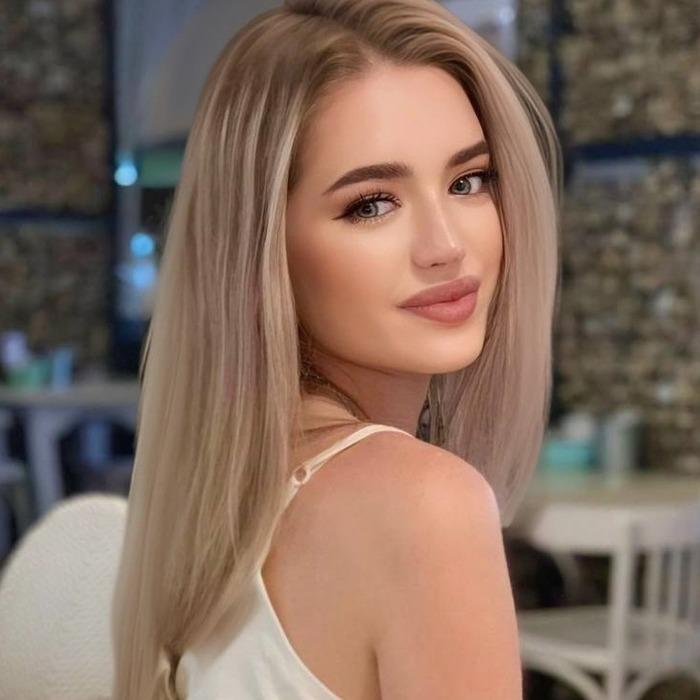 Nice woman Yana, 23 yrs.old from Kyiv, Ukraine