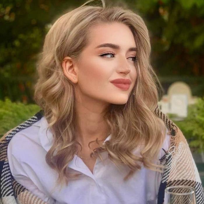Sexy girl Yana, 23 yrs.old from Kyiv, Ukraine
