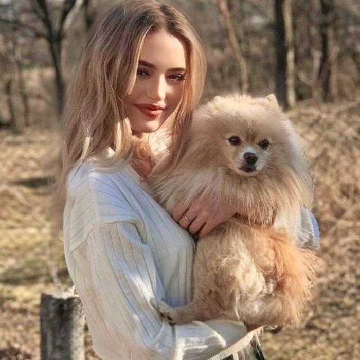 Charming woman Yana, 23 yrs.old from Kyiv, Ukraine