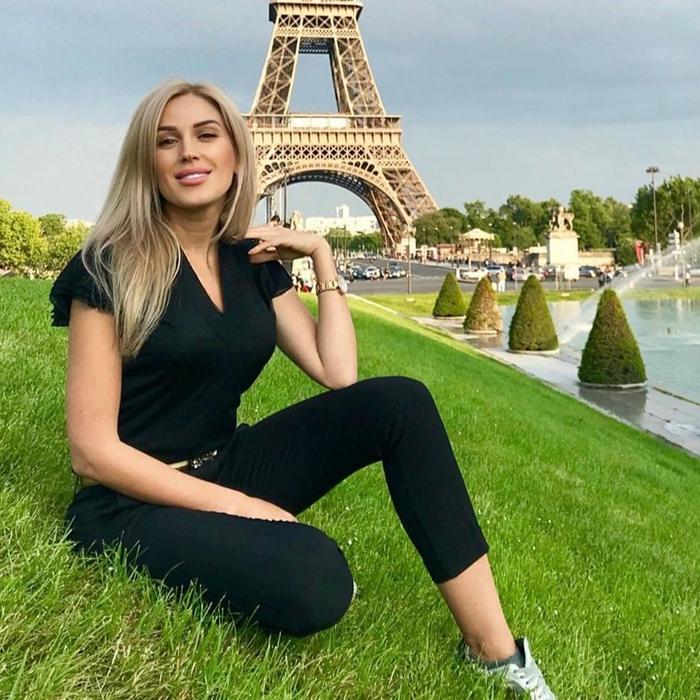 Single miss Evgeniya, 40 yrs.old from Barcelona, Spain