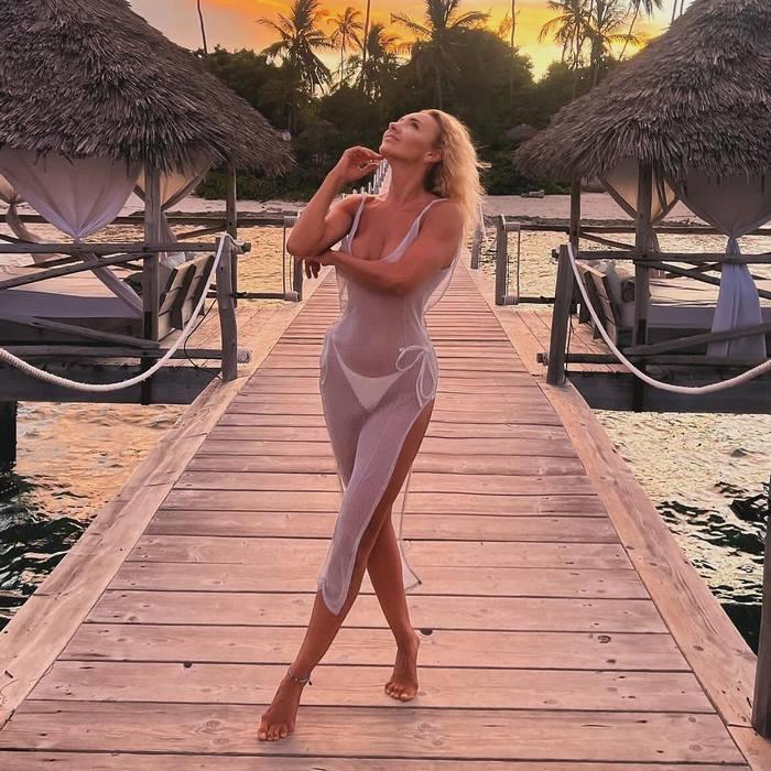 Charming girlfriend Irina, 46 yrs.old from Prague, Czech Republic