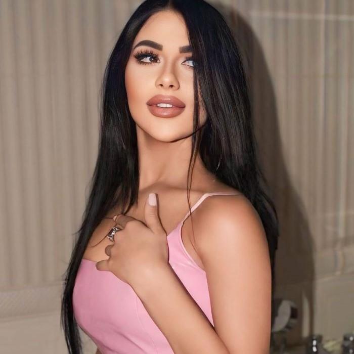 Sexy wife Luiza, 32 yrs.old from Kharkiv, Ukraine