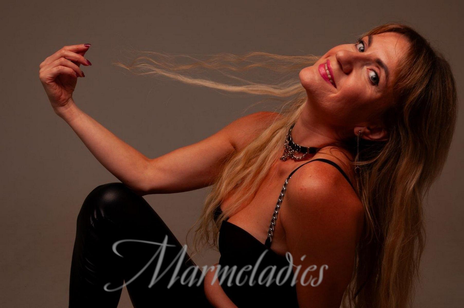 Amazing wife Marina, 41 yrs.old from Kyiv, Ukraine