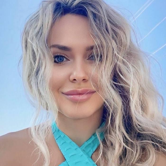 Nice wife Victoria, 53 yrs.old from Berlin, Germany