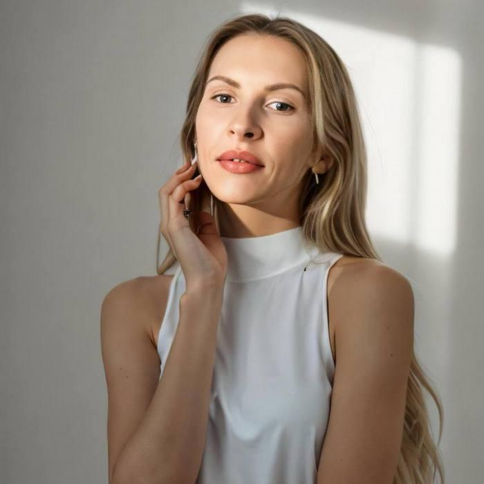 Gorgeous wife Olga, 41 yrs.old from Minsk, Belarus