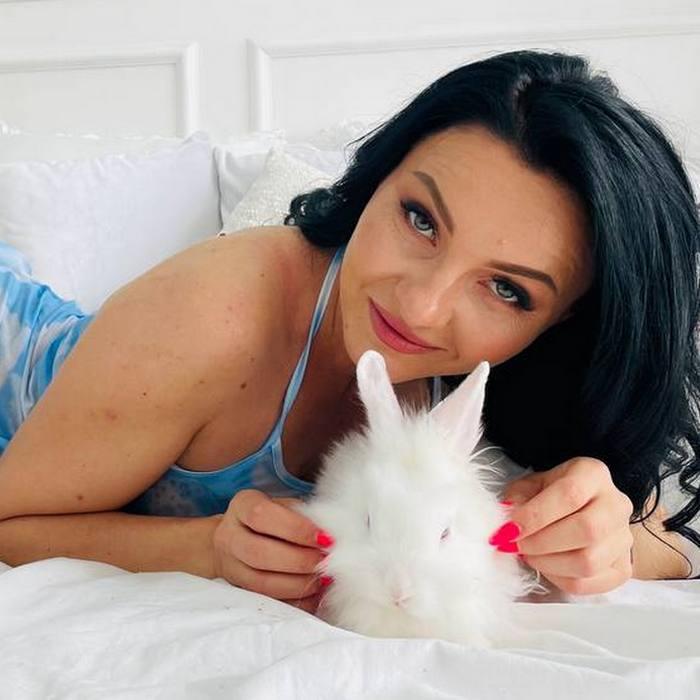 Gorgeous pen pal Inna, 35 yrs.old from Odesa, Ukraine
