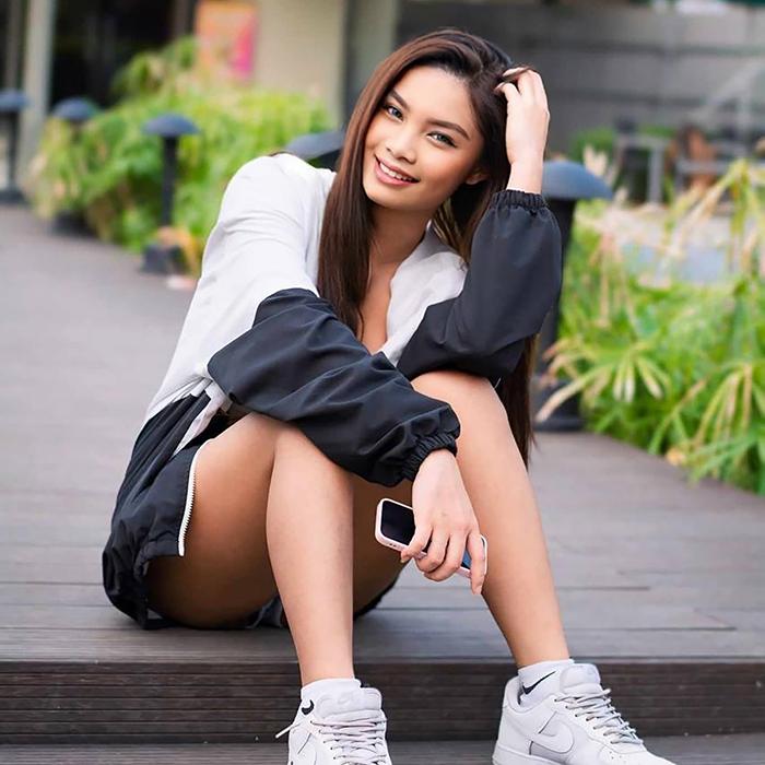 Beautiful woman Sarah Adelaide, 22 yrs.old from Quezon, Philippines