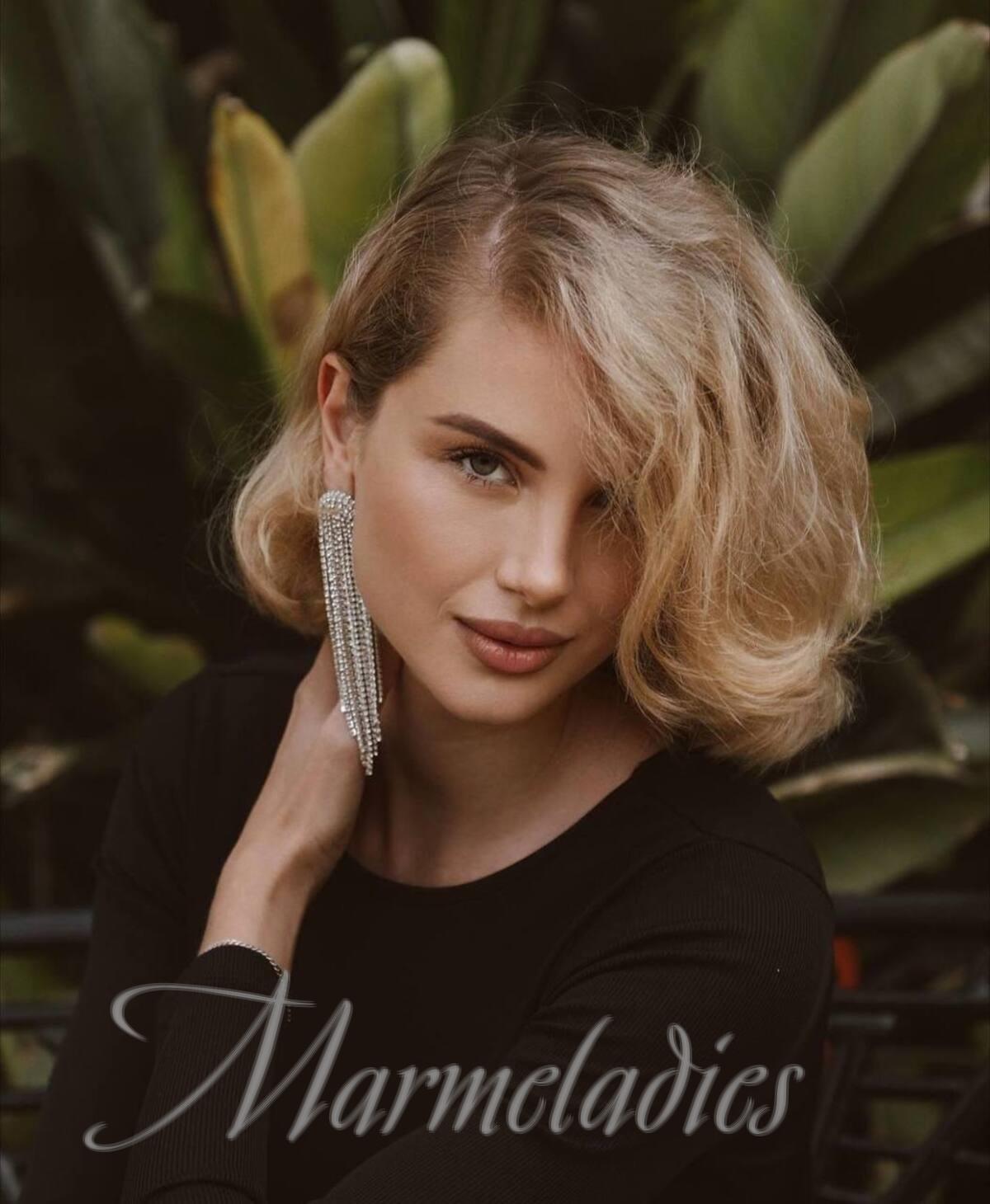 Gorgeous lady Natalia, 34 yrs.old from Alicante, Spain