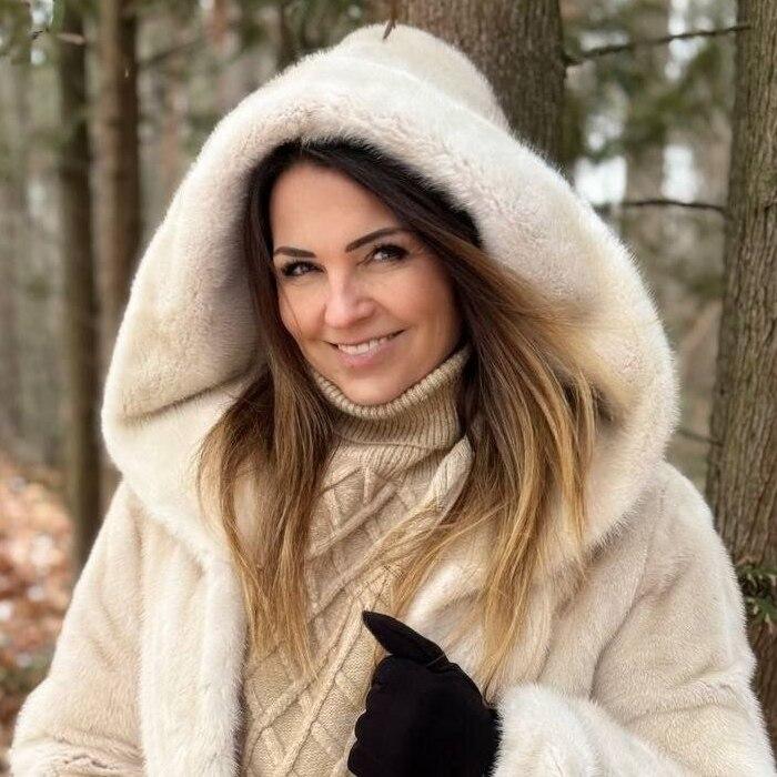 Charming girlfriend Larisa, 48 yrs.old from Lutsk, Ukraine